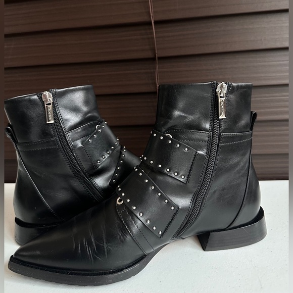 Capezzani Leather Pointed Toe Stud Ankle Boot Size 7.5 (38) - Picture 6 of 14